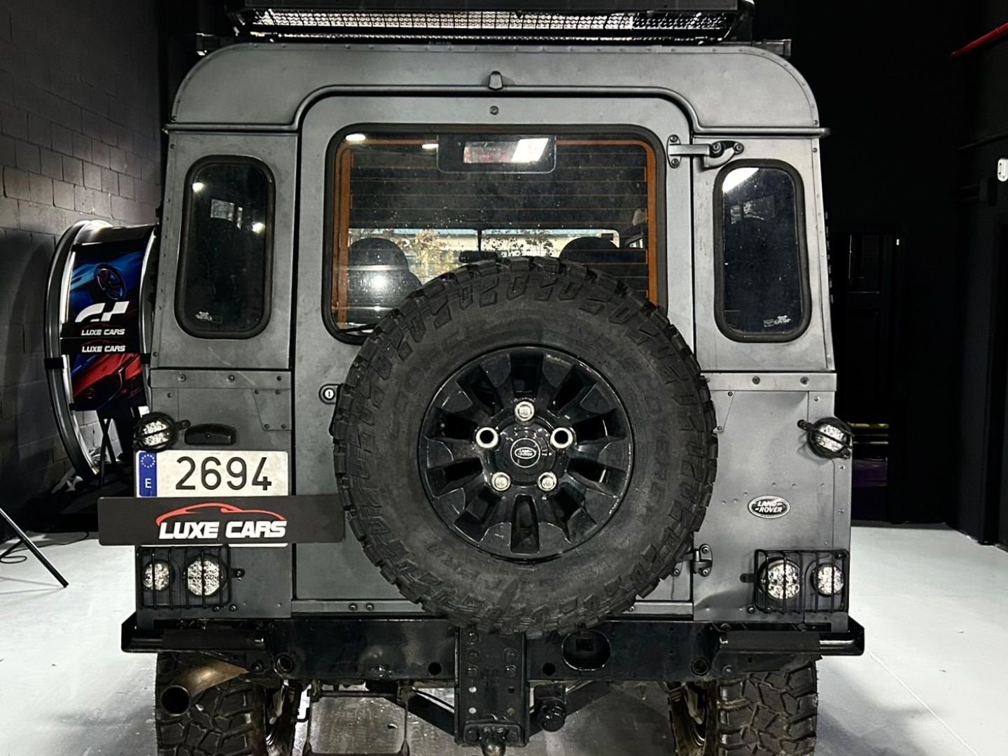 Land Rover Defender 110 SW E - Imagen 6