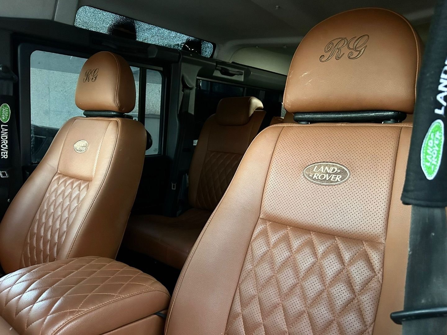 Land Rover Defender 110 SW E - Imagen 8