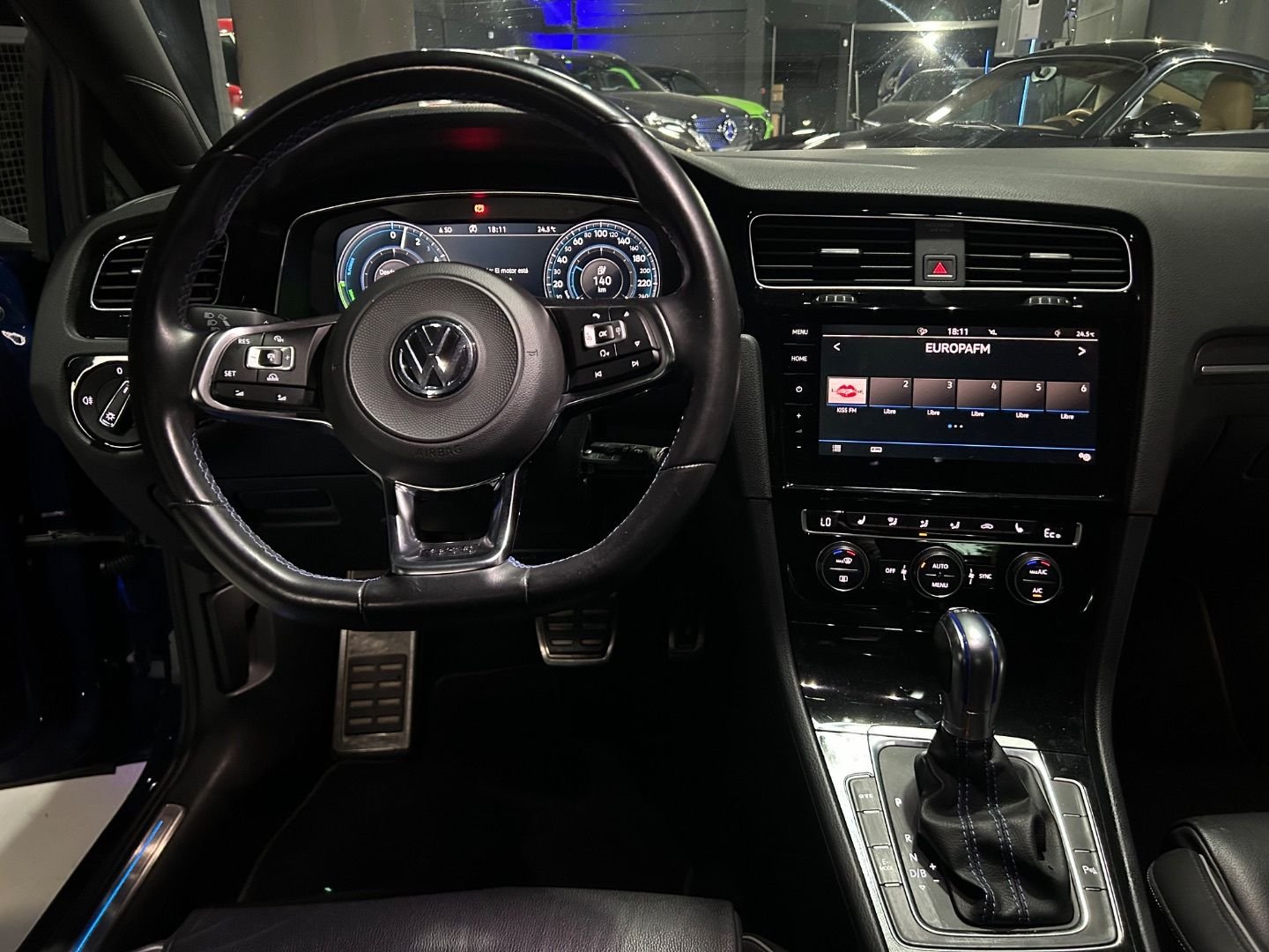 VOLKSWAGEN Golf GTE 1.4 TSI ePower DSG - Imagen 10