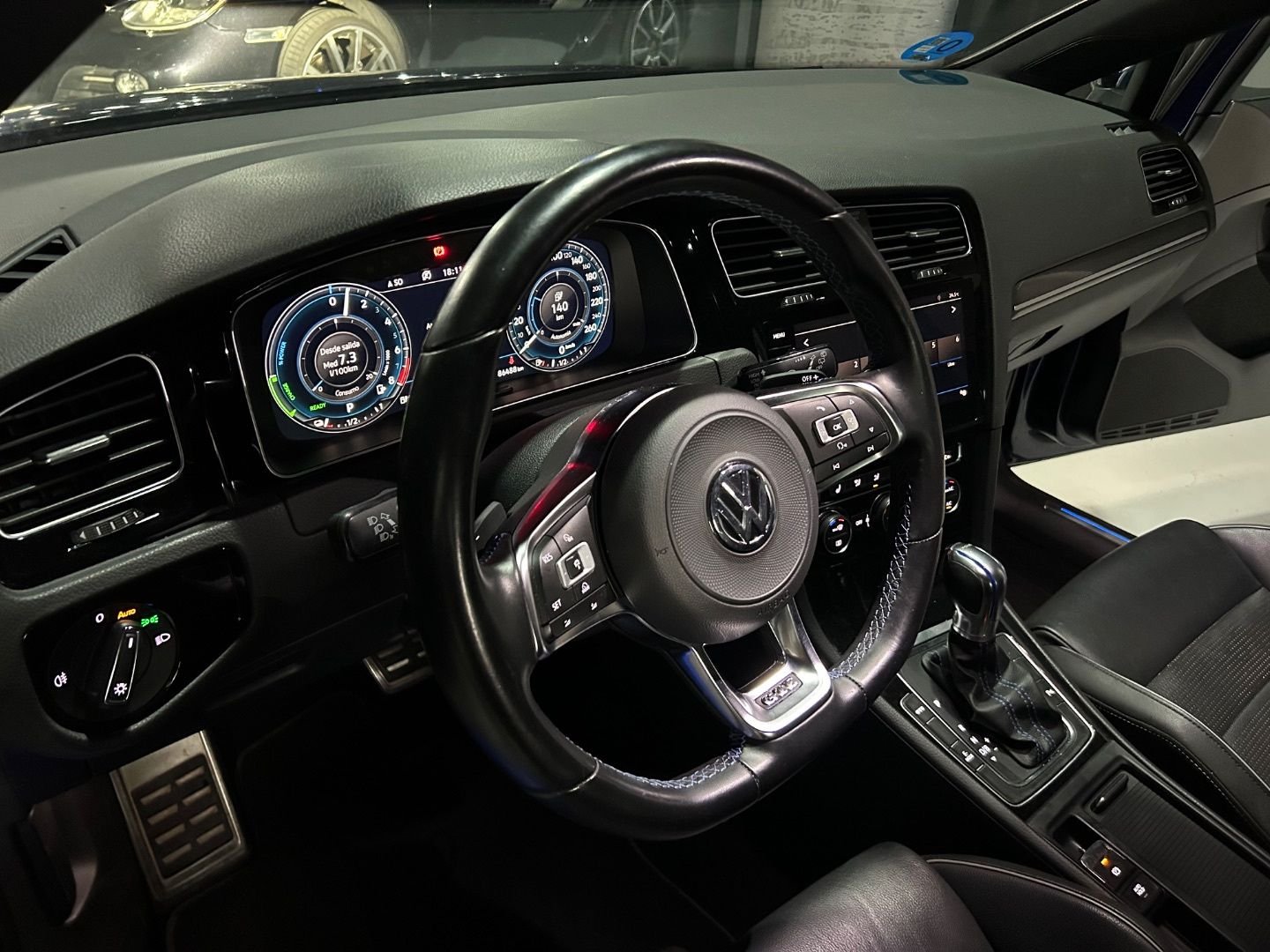 VOLKSWAGEN Golf GTE 1.4 TSI ePower DSG - Imagen 11